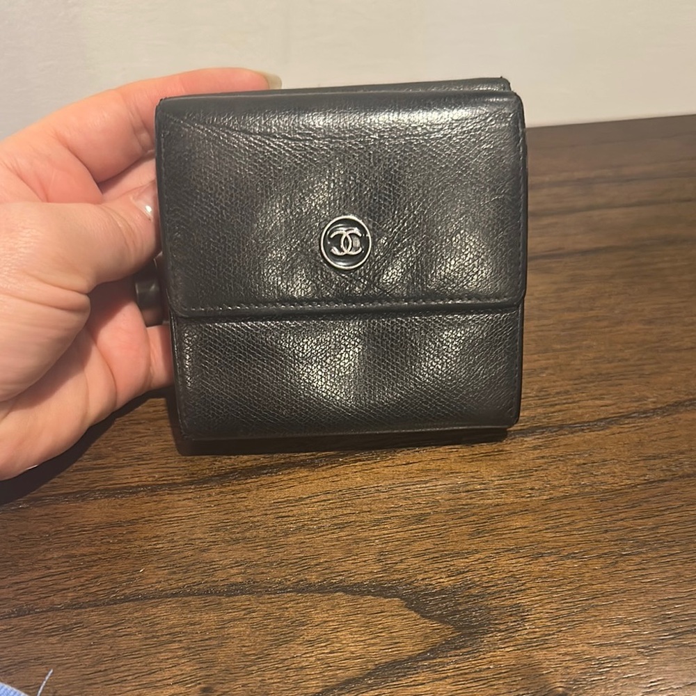 CHANEL Small Black wallet